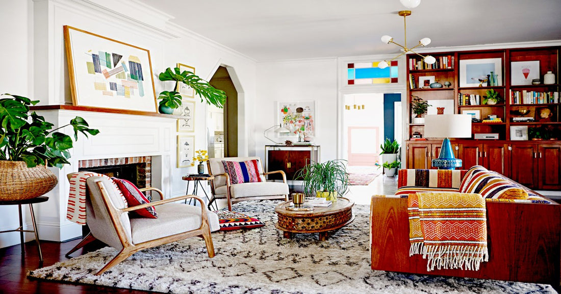 Throwing A Party? Here's How You Decorate Your Living Room