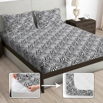 Arena 186 TC Black & White Queen Size Fitted Bedsheet With 2 Pillow Cover