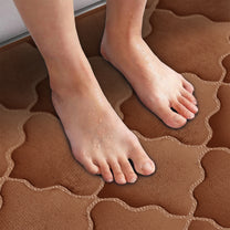 2 Units Encore Memory Foam Quatre Foil Brown Doormat