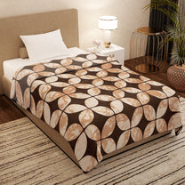 Finley 300 GSM Beige Geometric Single Size Blanket