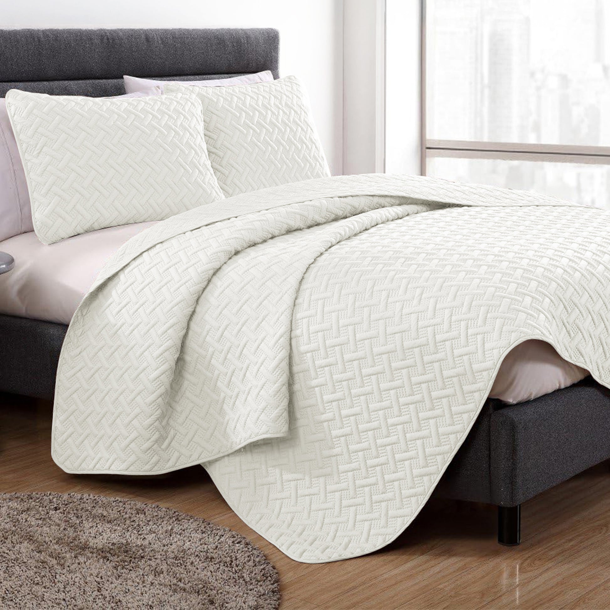 Story@Home Off White Microfiber Double Size Quilted Bed Cover Bedspr