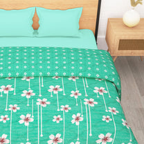 180 GSM Ocean Green Floral/Motif Microfiber Fusion Reversible Double Comforter