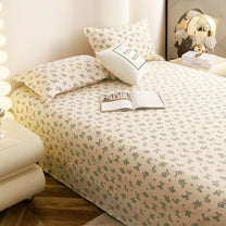 Story@home 300 TC Air Cotton Microfiber White & Dark Green King Size Leaves Bedsheet with 2 Pillow Covers