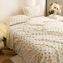 Story@home 300 TC Air Cotton Microfiber White & Dark Green King Size Leaves Bedsheet with 2 Pillow Covers
