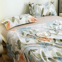 Metro Gold 190 TC Cotton White & Light Blue Double Bedsheet with Pillow Covers