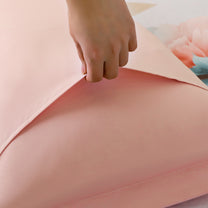 Story@home 300 TC Talespun Microfiber Baby Pink & White King Size Geometric Bedsheet with 2 Pillow Covers