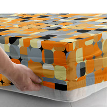 Arena 186 TC Rust Orange Queen Size Fitted Bedsheet With 2 Pillow Cover