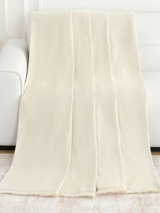Full view of the Cream Solid throw pattern
