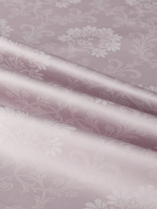 Close-up of the woven jacquard pattern