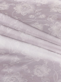 Close-up of the woven jacquard pattern