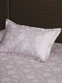 Matching pillow cover with flange border