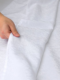 Soft drape of the 500 TC long-staple cotton