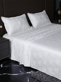 Heritage White bedsheet, side view with pillow covers