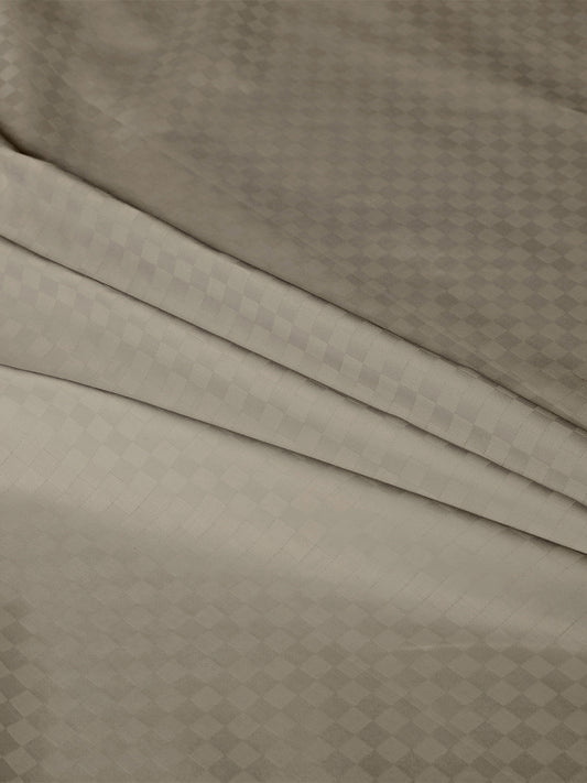 Close-up of the checkered jacquard weave