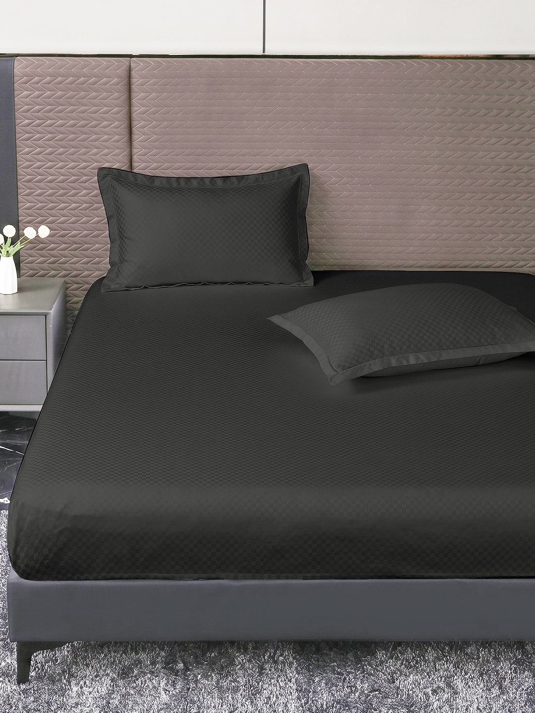 Heritage 500 TC Cotton King Fitted Bedsheet – Charcoal Grey on a king bed