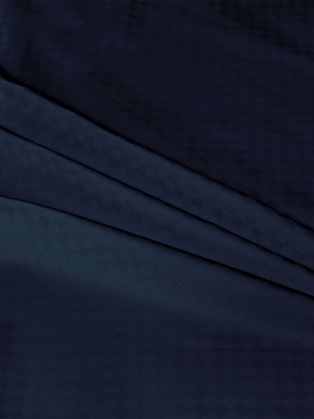 Close-up of the checkered jacquard weave