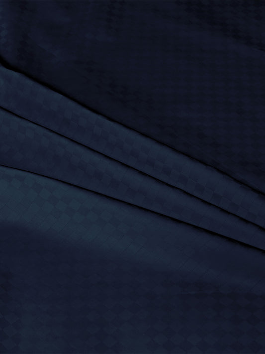 Close-up of the checkered jacquard weave