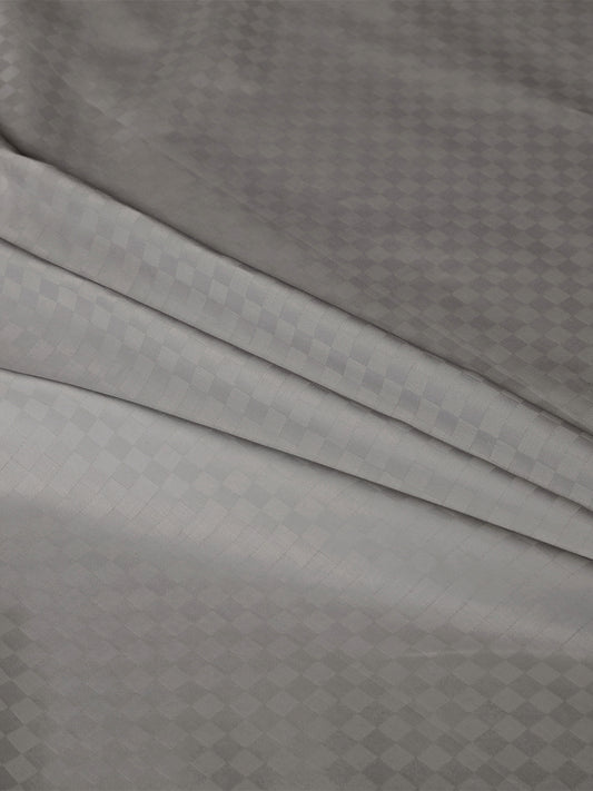 Close-up of the checkered jacquard weave