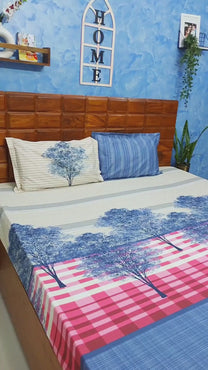 Forever Super King Size 240 TC Blue Bedsheet with Pillow Covers