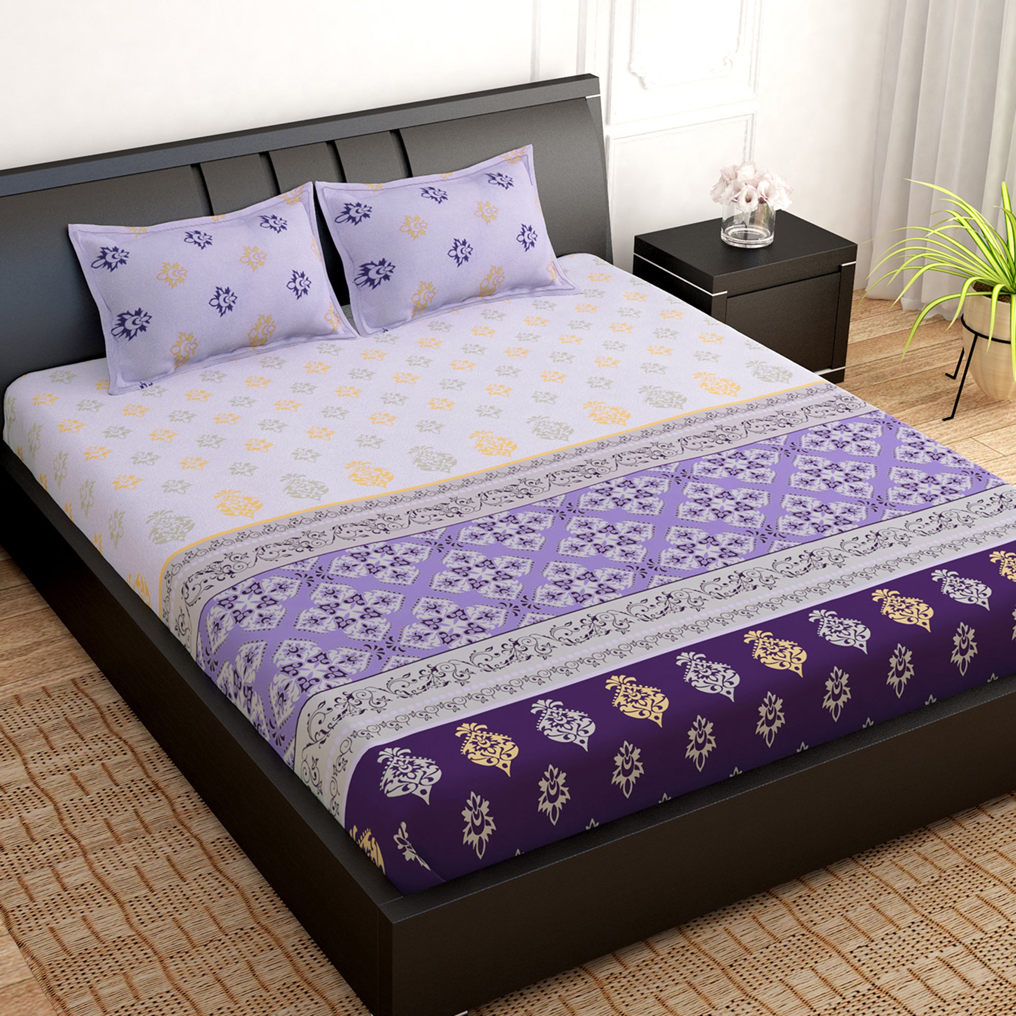 PAVO Tranquil Luxurious Light Purple Abstract 1 King Size Bedsheet with 2 Pillow Covers