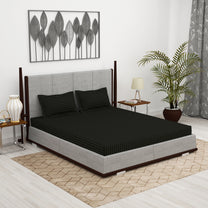300 TC Black 1 King Size Bedsheet With 2 Pillow Cover