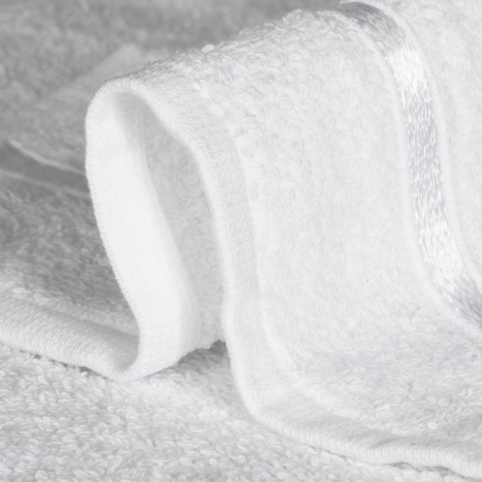 Story@Home 2 Units 100% Cotton Ladies Bath Towel - White