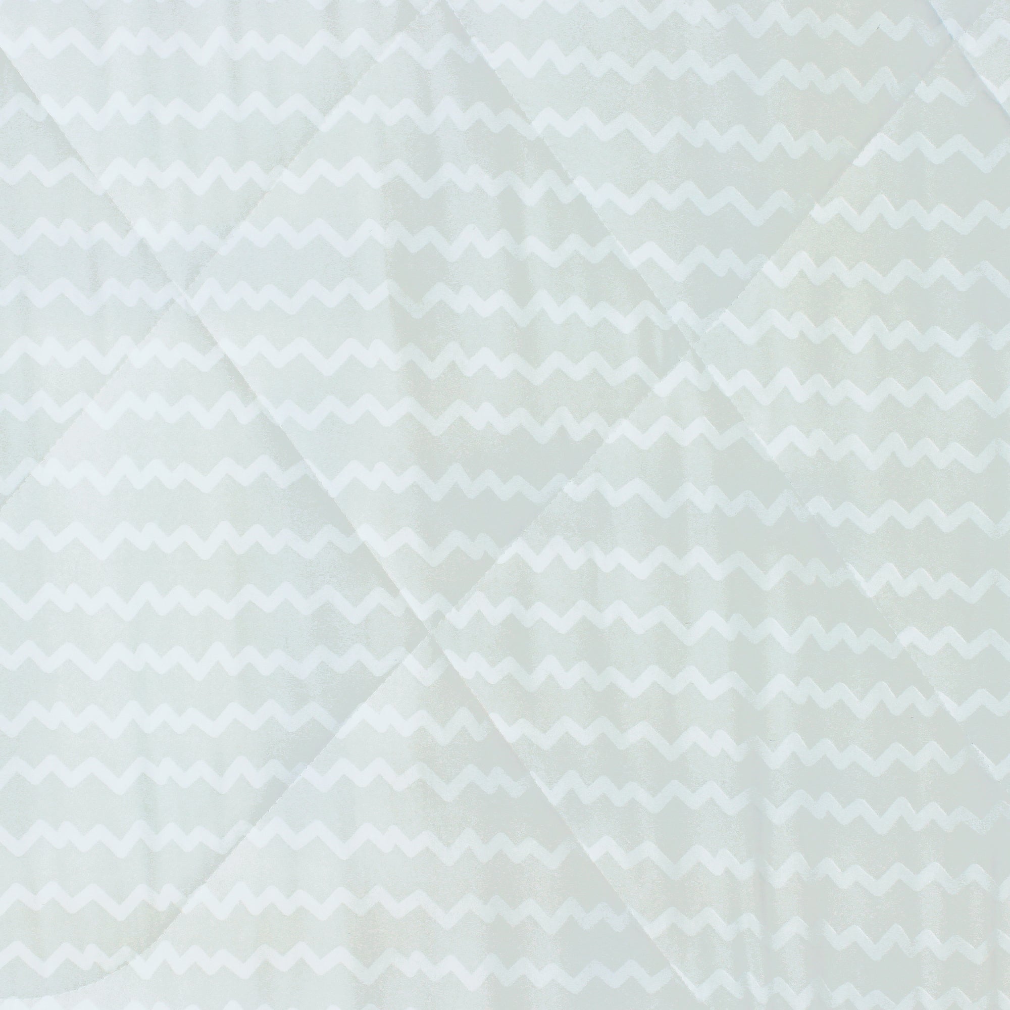 180 GSM White Abstract Microfiber Fusion Reversible Double Comforter